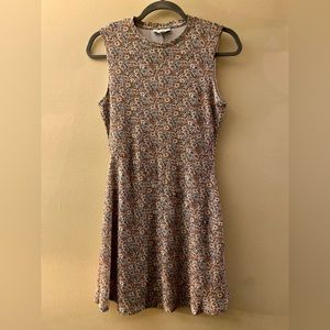 Topshop Beautiful muted colour floral print dress Size US 6